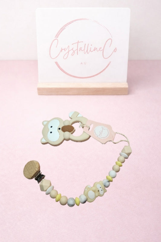 Cinnamon Squirrel Pacifier Clip & Sensory Piece