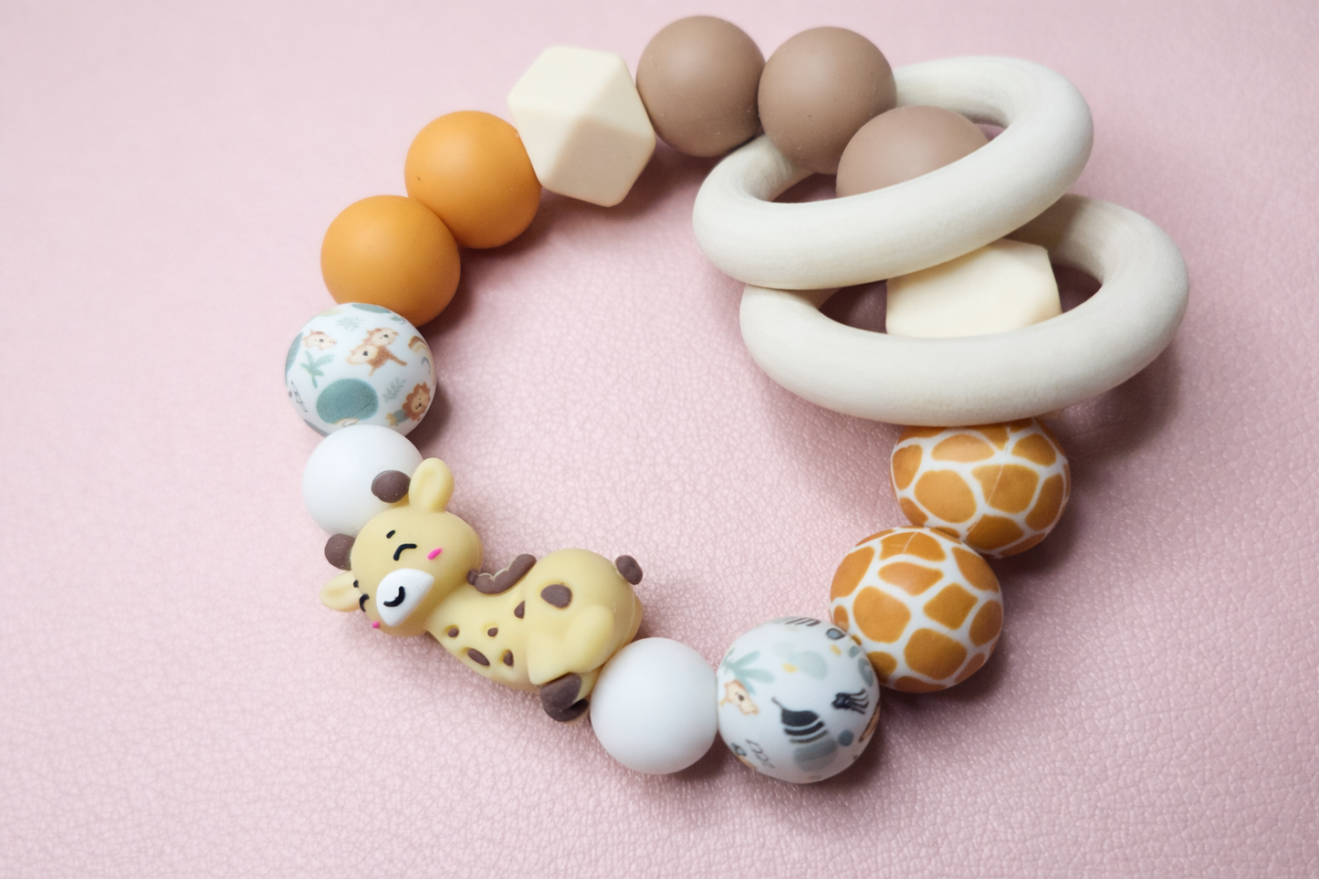 Willow Giraffe Pacifier Clip & Sensory Ring